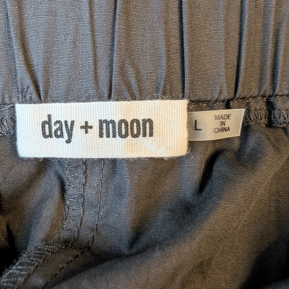 Gray Tiered Ruffle‎ Mini Sundress - Picture 9 of 12